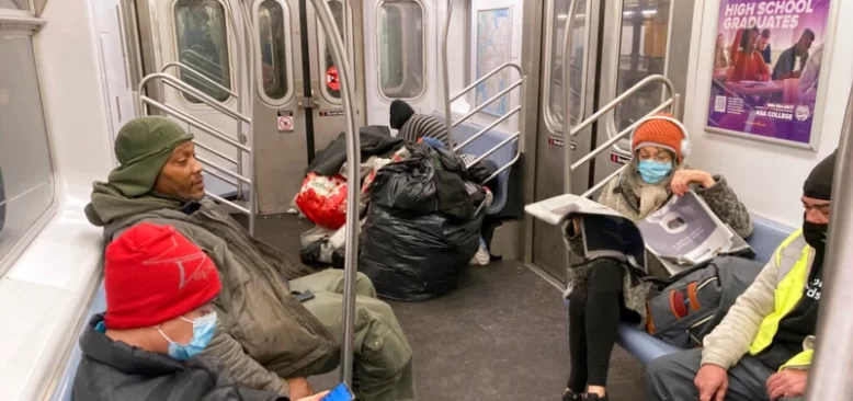 New York Metrosundaki Evsizlere Yönelik Yeni Tedbirler