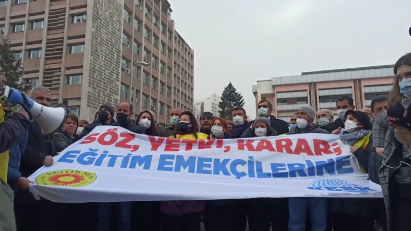 Öğretmenlerden Özlük Hakları ve Likayat Eylemi