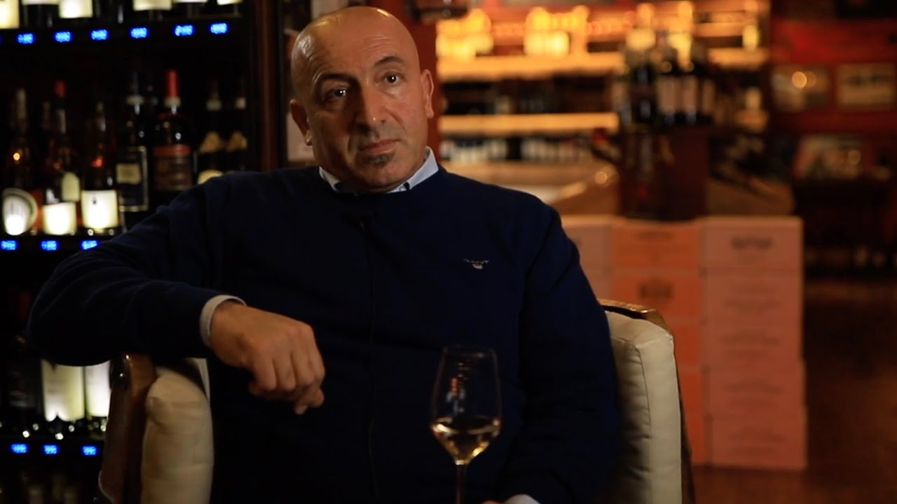 Şarap sofrası adabını Degüstatör Ahmet Tosun anlattı