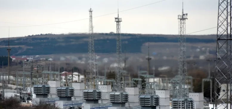Ukrayna Elektrik Şebekesini Rusya’dan Ayırma Çabasında