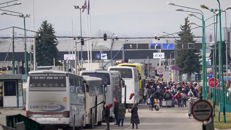 Ukraynalılar Sınır Bölgelerinde Bekliyor