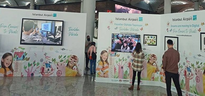 İstanbul Havalimanı'nda 'Hayaller Dijitale Taşınıyor-Tuvalden Piksele' sergisi açıldı