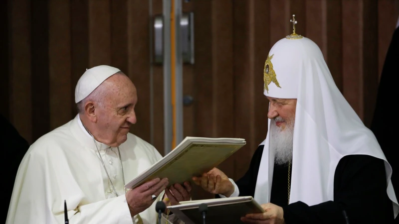 Papa ve Rus Ortodoks Patriği Ukrayna’yı Görüştü 