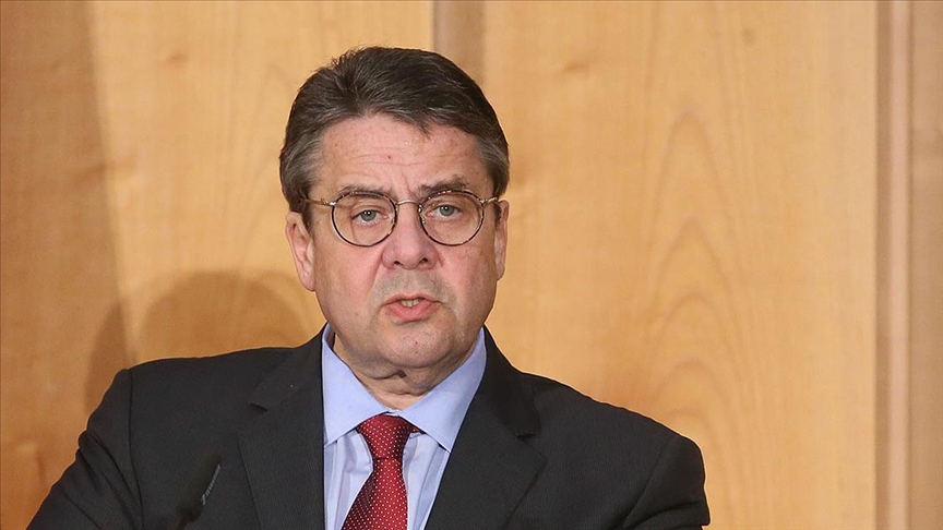 Sigmar Gabriel, Türkiye’ye Patriot verilmemesini eleştirdi