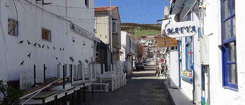 Gökçeada ile Bozcaada turizm sezonuna köprü ve otoyol avantajıyla girecek