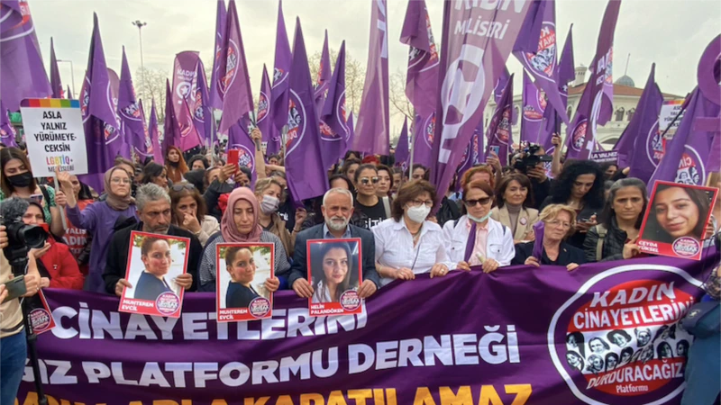 Kadınlar Sokakta: ‘‘Platform’u Kapattırmayız’’