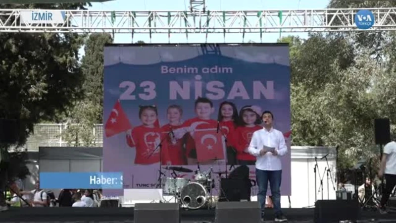Sığınmacı Çocuklar İzmir’de 23 Nisan’ı Kutladı