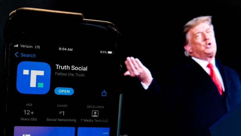 Trump Sosyal Medyaya Geri Döndü 