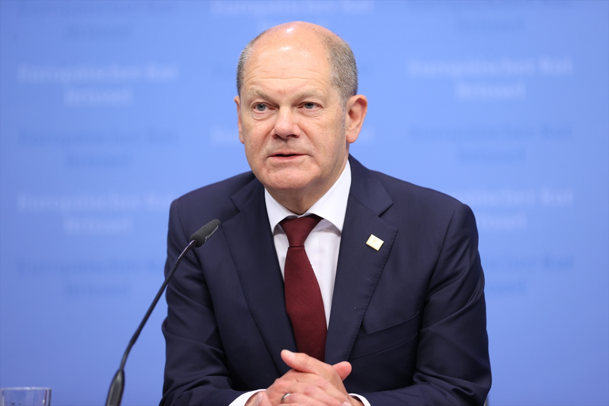 Scholz, kritik dönemeçte Çin’i ziyaret ediyor