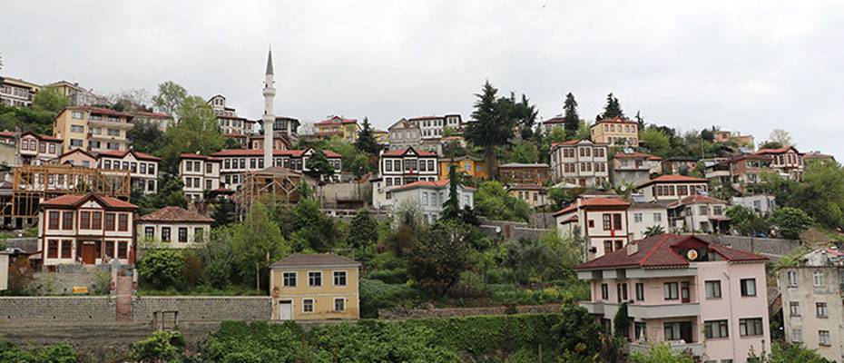 Akçaabat’taki tarihi Orta Mahalle gezginlerin rotasında