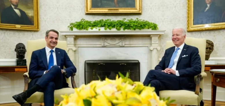 Biden ve Miçotakis Beyaz Saray'da Biraraya Geldi