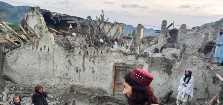 Afganistan’da 6,1 Büyüklüğünde Deprem