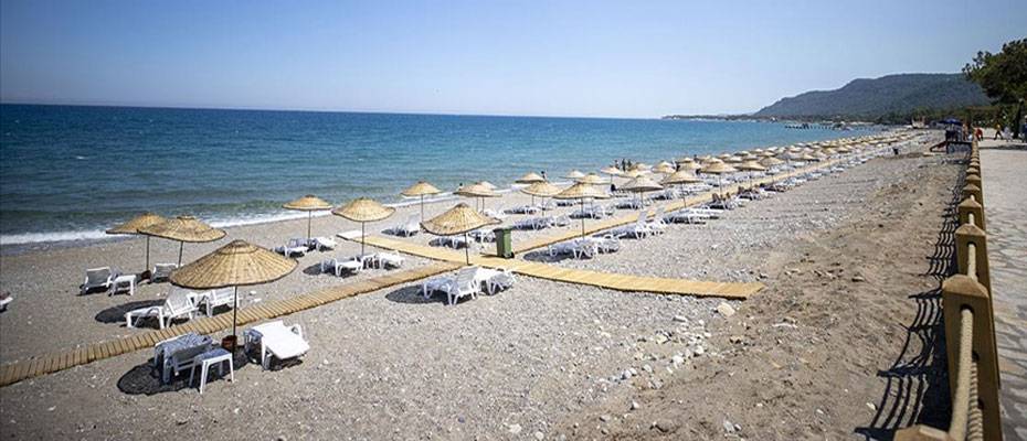Antalya’da Kültür ve Turizm Bakanlığının 2 ücretsiz halk plajı açıldı