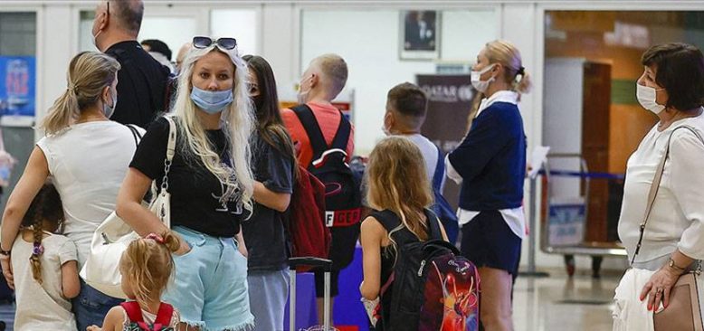 Antalya'ya hava yoluyla gelen turist sayısı 3 milyonu aştı