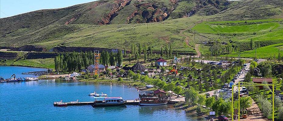 Demirözü Barajı tekne turları ve kamp alanlarıyla turizme katkı sağlıyor