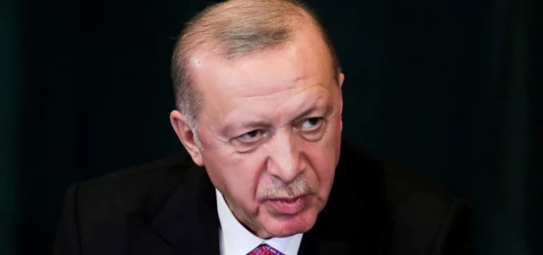 Erdoğan: ‘‘İktidarın Kapısından İçeri Giremezler’’
