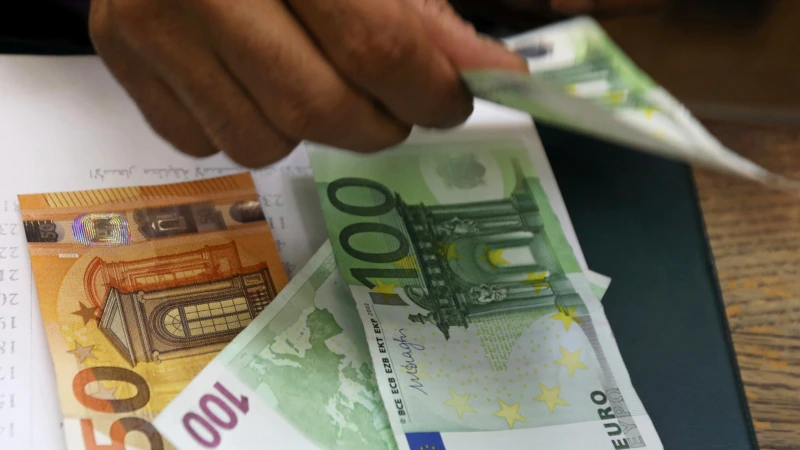 2002’den Bu Yana İlk Kez Euro ve Dolar Eşitleniyor