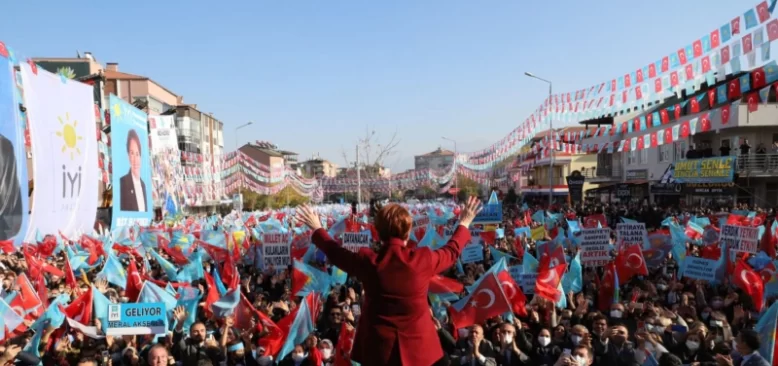İYİ Parti İzmir’de Oylarını Nasıl Arttırdı?