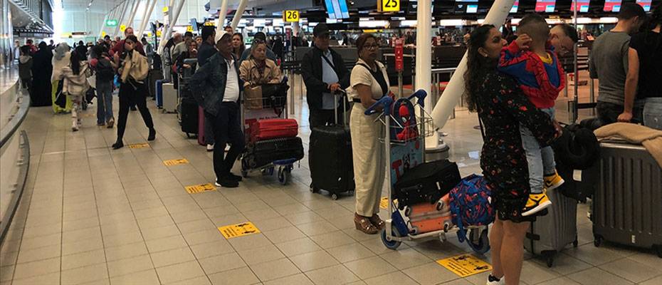 Yoğunluk sebebiyle uçağını kaçıranların masrafları karşılanacak