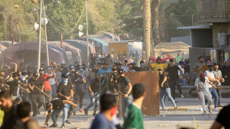 Sadr’dan Yandaşlarına “Sokaklardan Çekilin” Çağrısı