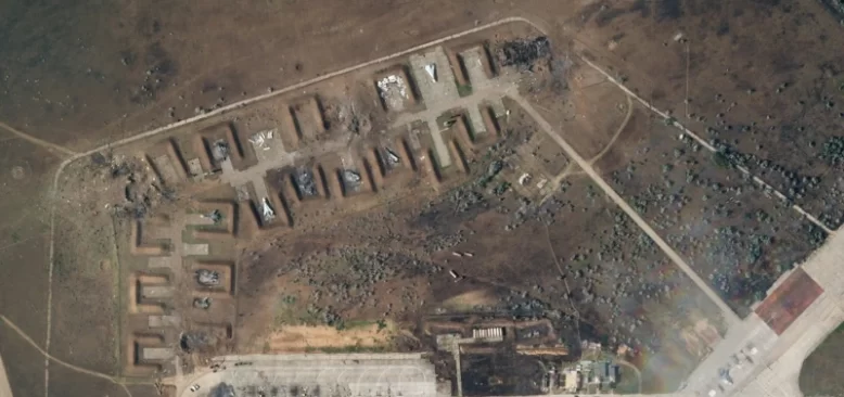 Uydu Görüntülerine Göre Kırım'da Rus Üssü Vuruldu