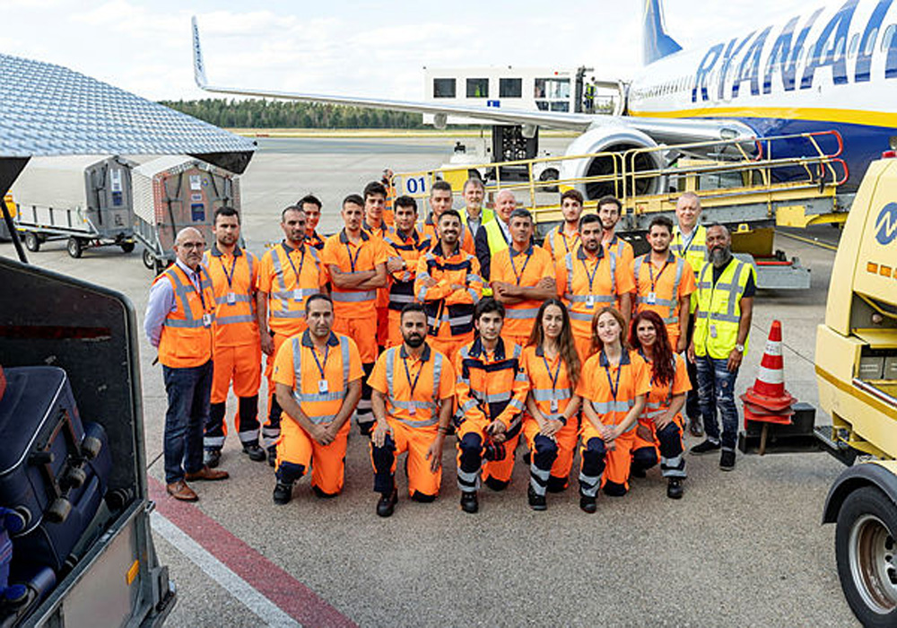 NÜRNBERG HAVAALANINA TÜRKİYE’DEN 19 TÜRK İŞÇİ İŞE ALINDI