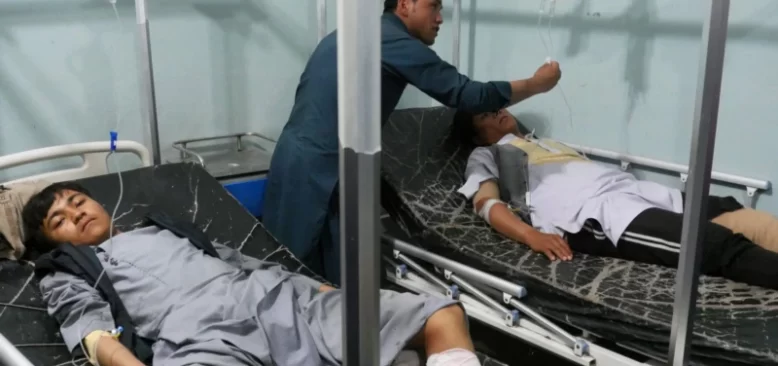 Afganistan’da Cuma Namazına Bombalı Saldırı