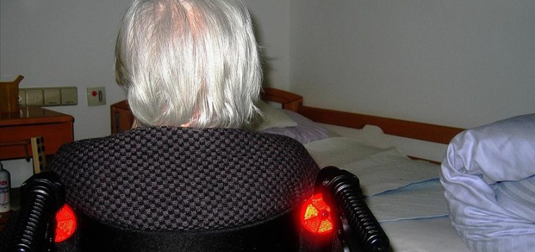 Yatarak tedavi gören Alzheimer hasta sayısı 20 yılda iki kattan fazla arttı