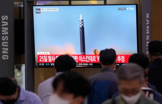 Kuzey Kore Harris'in Seul Ziyareti Öncesi Füze Fırlattı