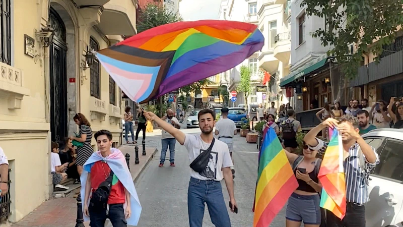 “LGBTİ Bireylere Karşı Nefret ve Ayrımcılık Suçu İşlendi”