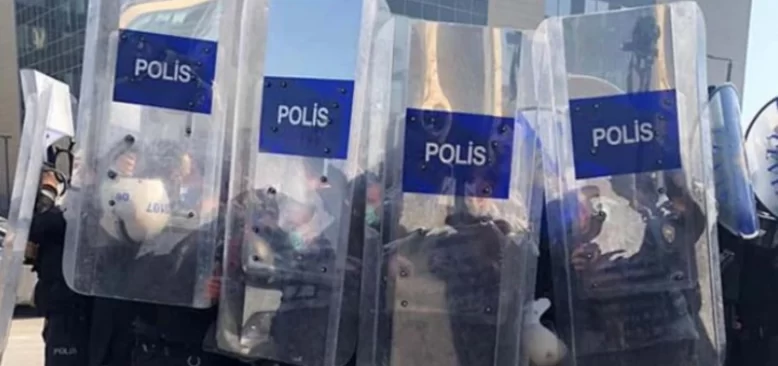 Mersin Büyükşehir Belediyesi Çalışanları Gözaltında