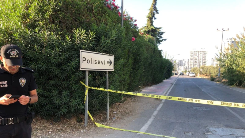 Mersin'de Polisevine Saldırı: 1 Polis Hayatını Kaybetti
