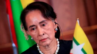 Myanmar’ın Devrik Liderine 3 Yıl Hapis Cezası