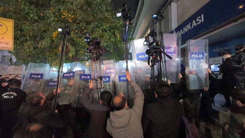 “Türkiye’de Yılın İlk 6 Ayında 71 Basın Özgürlüğü İhlali Kaydedildi”