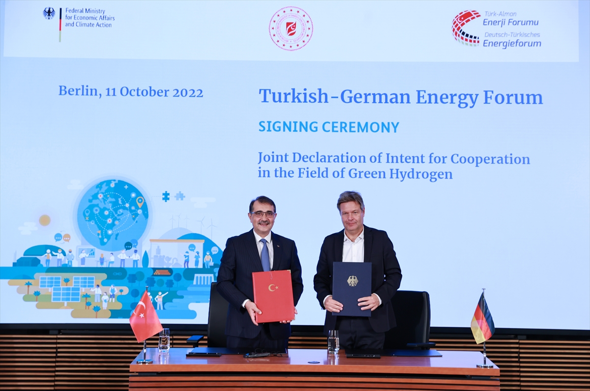 Türkiye-Almanya yeşil hidrojen alanında niyet mektubu imzalandı