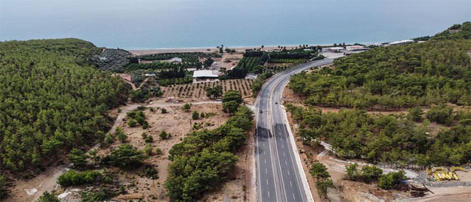 Akdeniz Sahil Yolu’nda bu yıl 3 tünel ve 1 viyadük açılacak