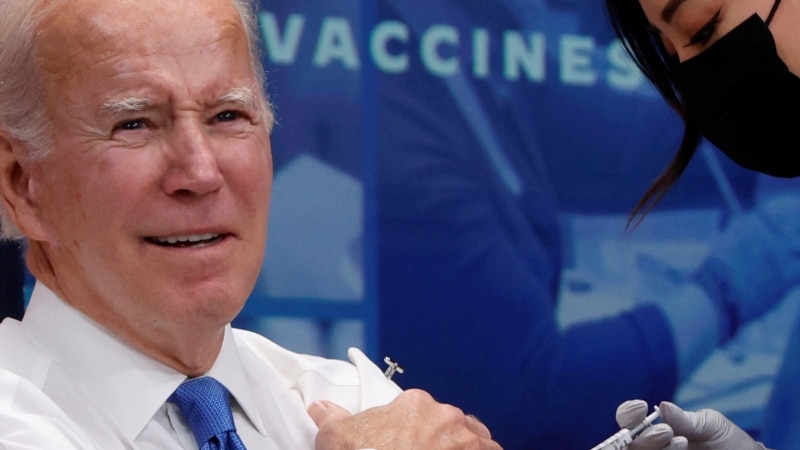 Biden’dan Amerikalılar’a “Mümkün Olan En Kısa Sürede Takviye Doz Aşı Olun” Çağrısı 