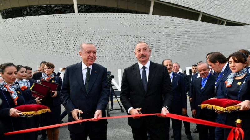 “Bizim İçin Tek Çıkış Yolu Amerika Değil”