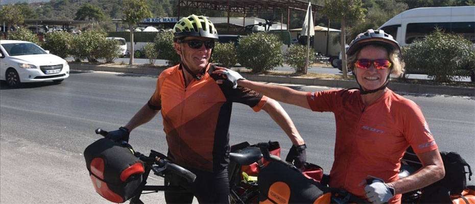 İngiliz bisikletli gezgin çift Türkiye’ye hayran kaldı