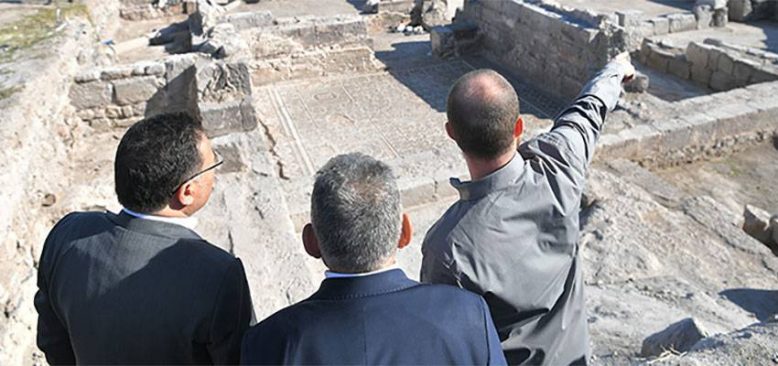 Kayseri'deki Geç Roma-Erken Bizans dönemine ait mozaikli yapıda çalışmalar sürüyor