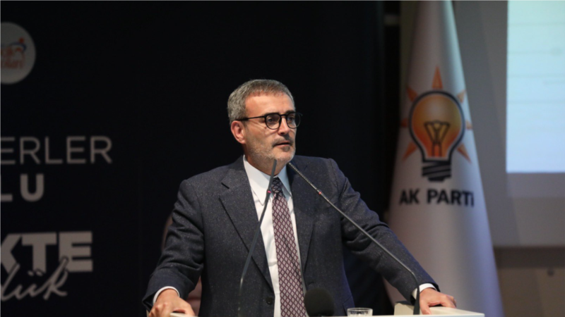Mahir Ünal AKP Grup Başkanvekilliği’nden İstifa Etti