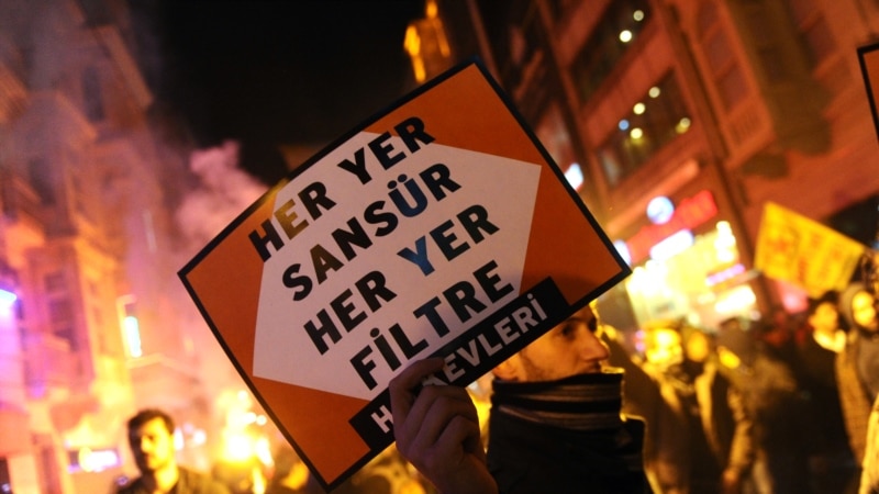 “Özgür Olmayan Ülkeler Arasındaki Türkiye’de İnternet Özgürlüğü Azalmaya Devam Ediyor”