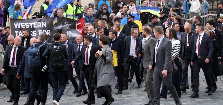 AB liderleri Ukrayna ve enerjiyi görüşmek üzere toplandı