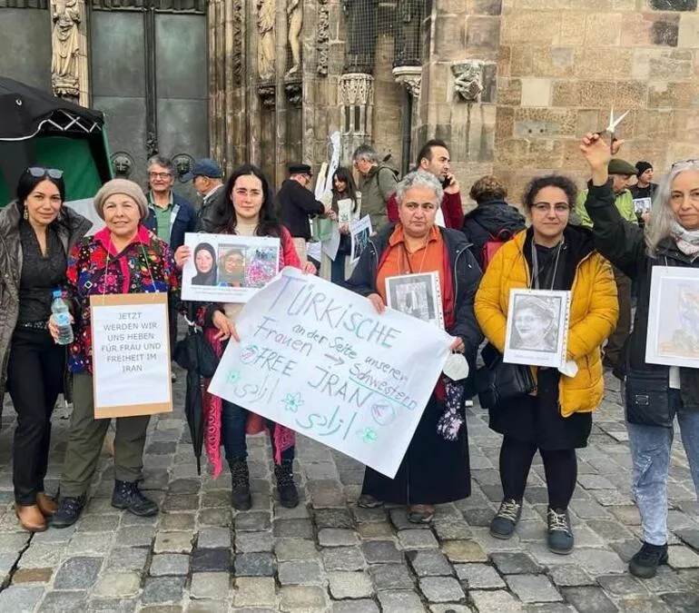 İranlı kadınlara bir destek de Nürnberg’den