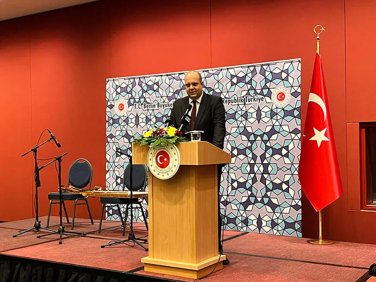 Ahmet Başar Şen
