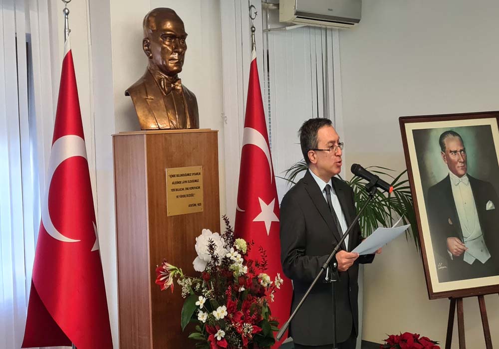 Atatürk, Nürnberg`de sevgi ve minnet ile anıldı