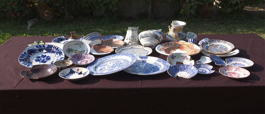 Avrupa'dan 400 yıl önce gelen yemek takımları bulundu