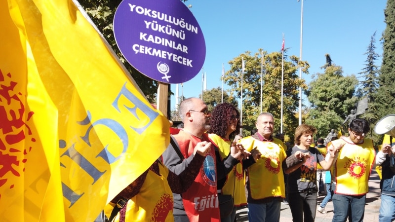 Öğretmen Meslek Kanunu’na Karşı Eğitimciler İş Bıraktı