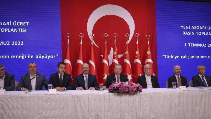 Türkiye’de Asgari Ücret Nasıl Tartışılıyor?