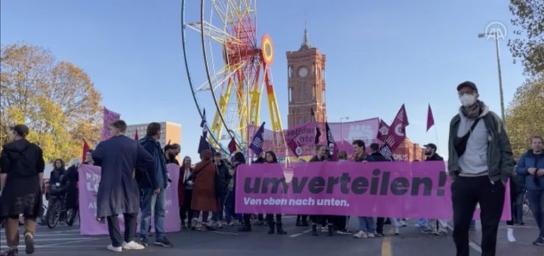 Almanya’da enerji ve yaşam maliyetlerinin artması protesto edildi